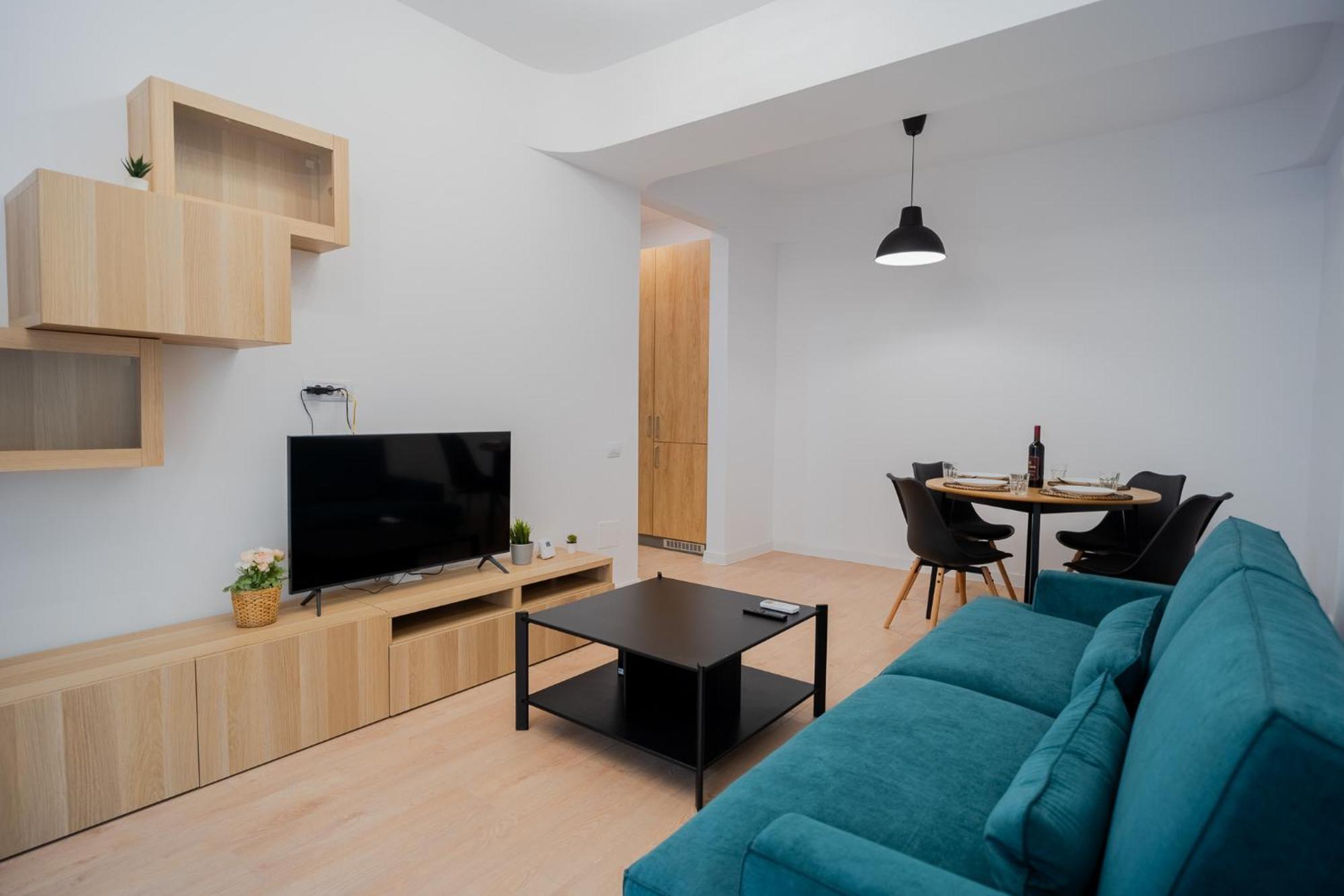 בוקרשט Amazing View Apartments - Iuliu Maniu & Politehnica Park מראה חיצוני תמונה