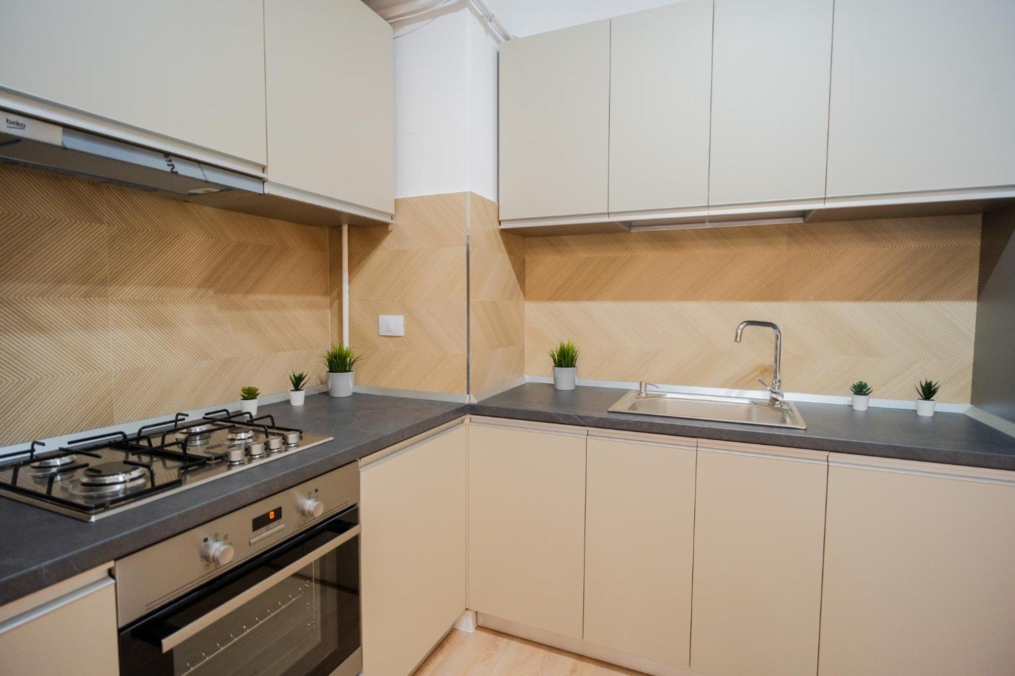 בוקרשט Amazing View Apartments - Iuliu Maniu & Politehnica Park מראה חיצוני תמונה