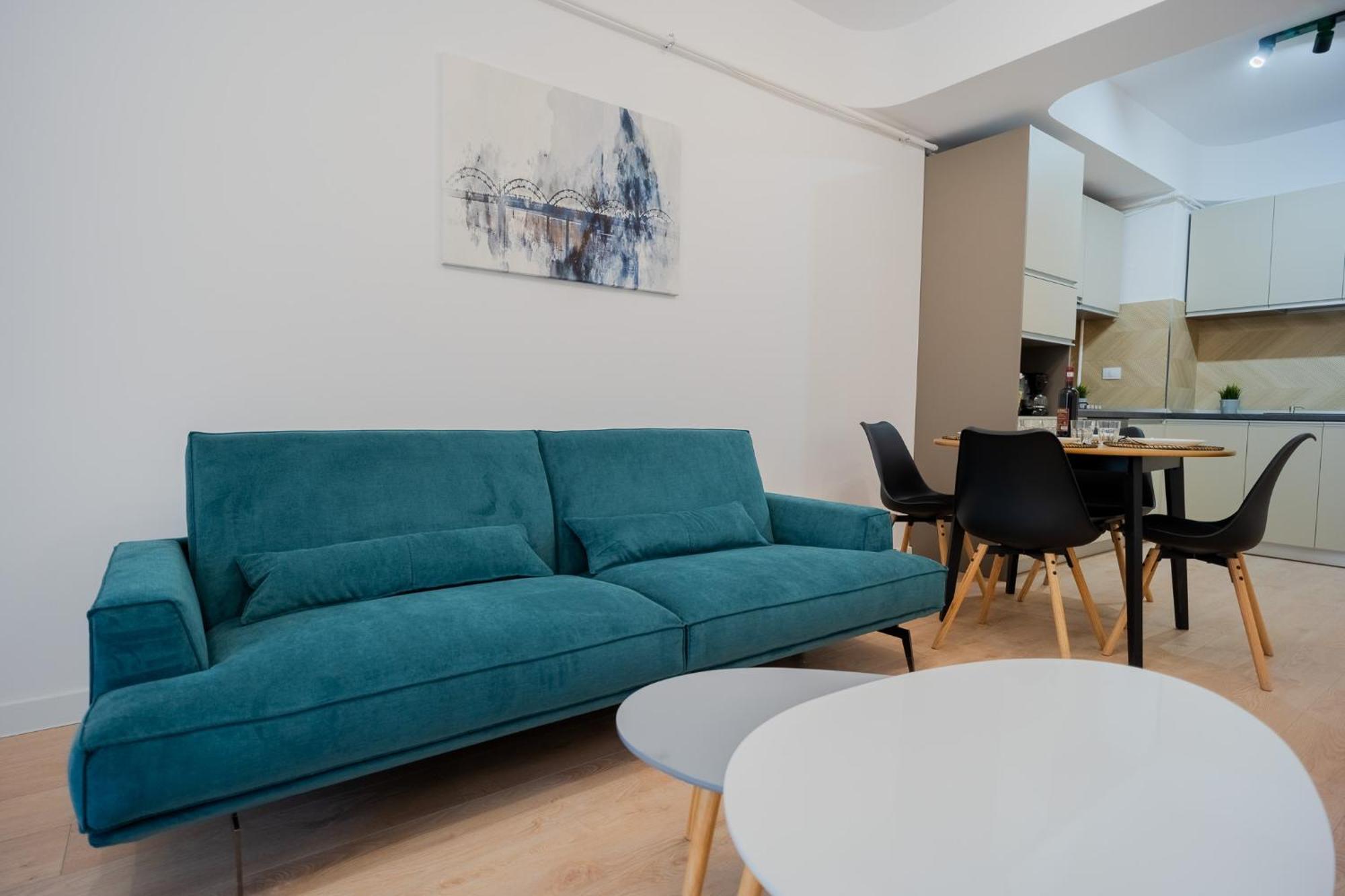 בוקרשט Amazing View Apartments - Iuliu Maniu & Politehnica Park מראה חיצוני תמונה